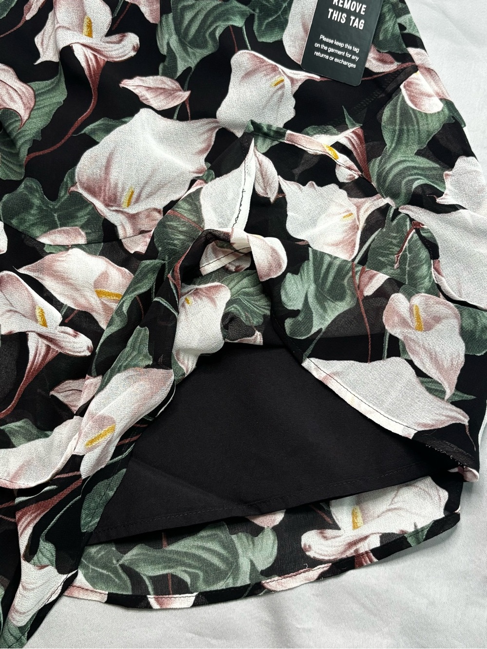 Express Strapless Green Floral Ruffle Mini - Picture 8 of 8